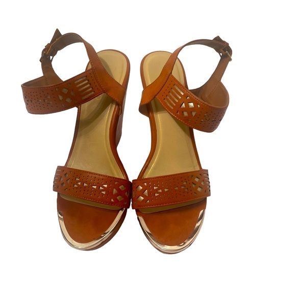 Me Too Platform Shoes Tan Wedge Size 11 M - Picture 1 of 6